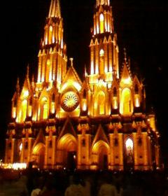 santuario iluminado